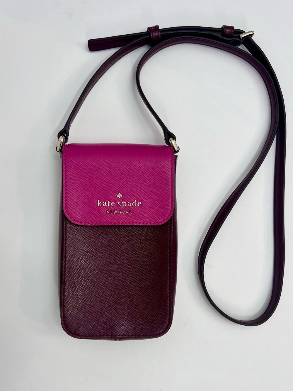 Kate Spade block Staci North-South Flap phone crossbody